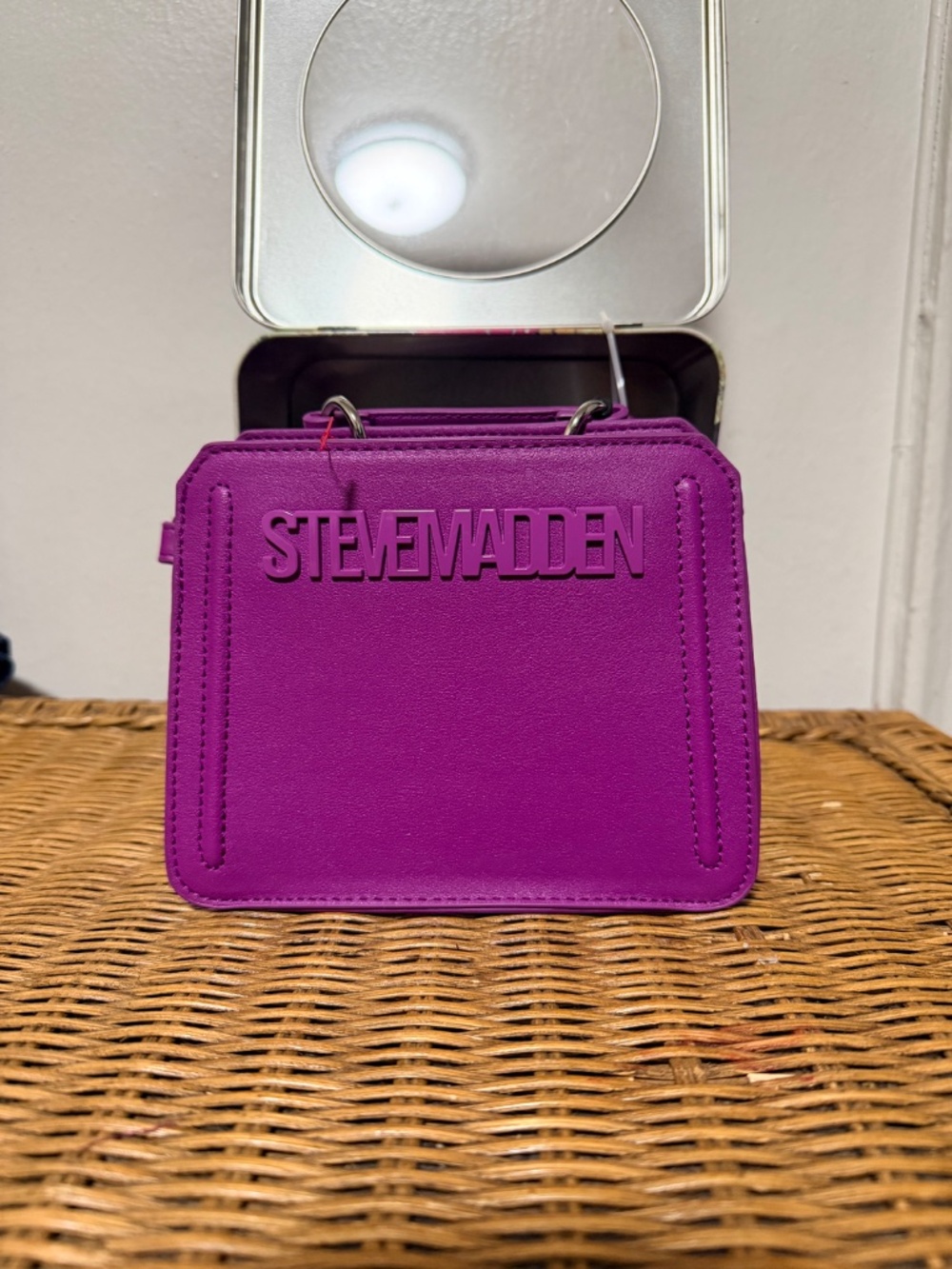 Steve Madden Mini Bevelyn Leo Cross Body Bag. Fuchsia